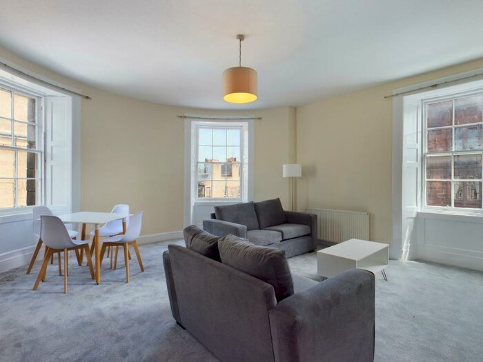 2 Bedroom Flat To Rent In Leven Street, Tollcross, Tollcross, Edinburgh, EH3