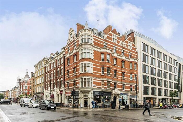 2 Bedroom Flat To Rent In Berners Street, London, W1T
