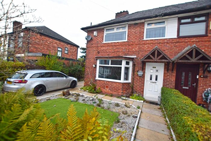 3 Bedroom Semi Detached House For Sale In Colindale Avenue, Blackley, Manchester, M9