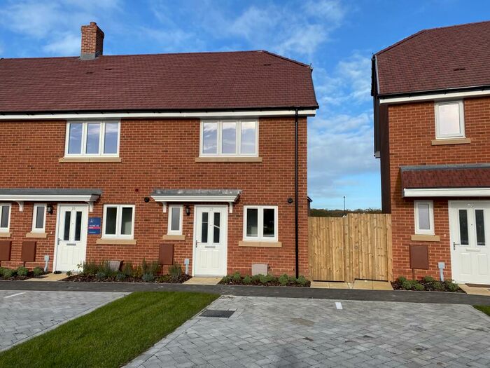 2 Bedroom Semi-Detached House To Rent In Fourteenth Street, Faygate, Horsham, RH12