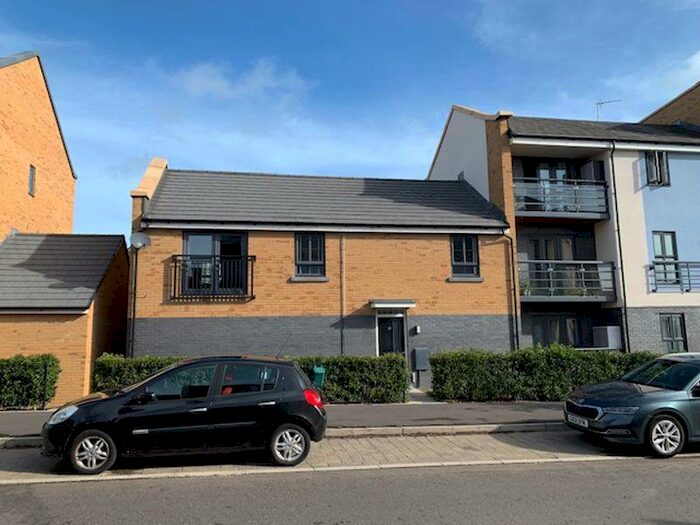 2 Bedroom Coach House To Rent In Mansell Road, Charlton Hayes, BS34