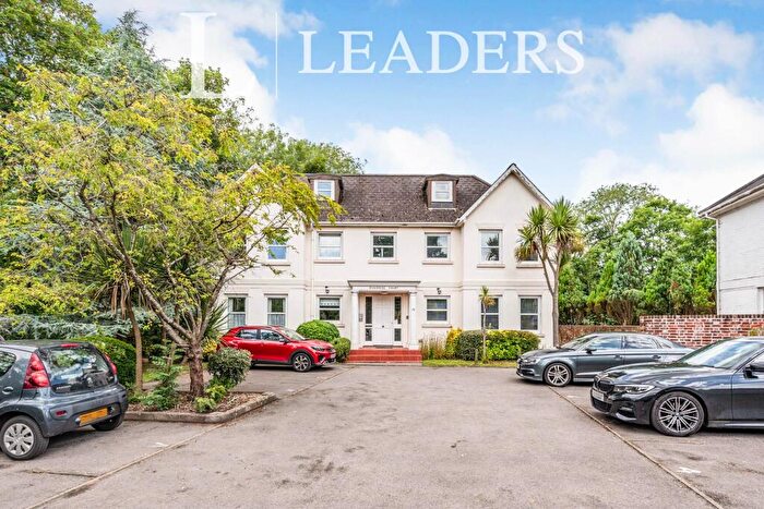 2 Bedroom Flat To Rent In Riverside Court, Bishopstoke Road, SO50