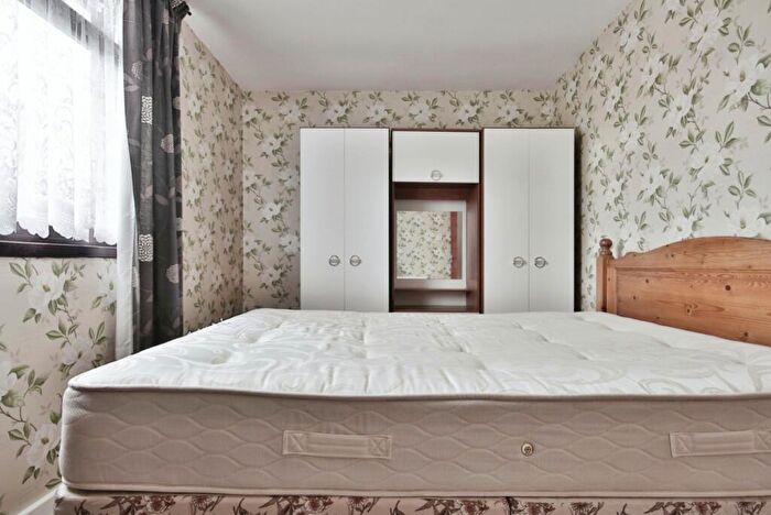 3 Bedroom Terraced House For Sale In Sandford Close, Bransholme, Hull, HU7