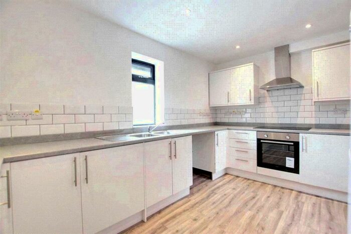 Property To Rent In Shetland Court, Worthing, West Sussex, BN13