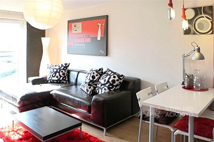 2 Bedroom Apartment To Rent In Woodlands Road, Guildford, GU1
