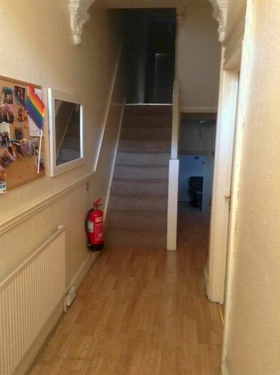 5 Bedroom Terraced House To Rent In Tachbrook Road, Whitnash, Leamington Spa, CV31