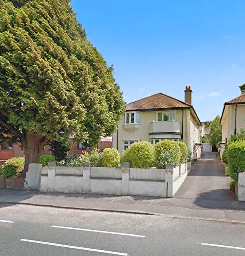 1 Bedroom Flat For Sale In Penn Hill Avenue, Poole, BH14