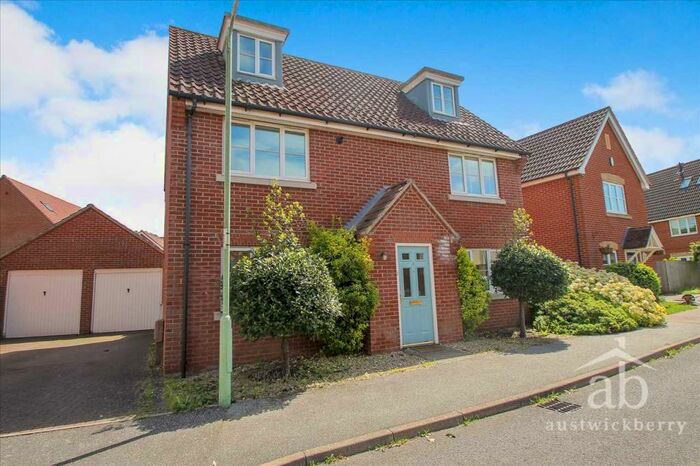 5 Bedroom Detached House To Rent In Tremlett Lane, Ipswich, IP5