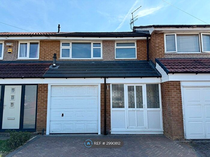 3 Bedroom Terraced House To Rent In Dawlish Close, Stockport, SK7