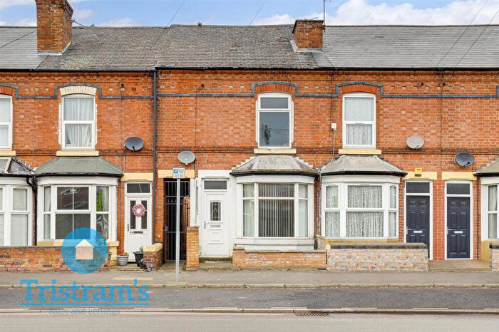 3 Bedroom Terraced House To Rent In Bathley Street, Nottingham, NG2