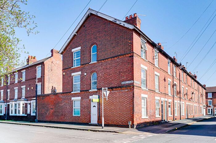 4 Bedroom End Of Terrace House For Sale In Mundella Road, Nottingham, NG2