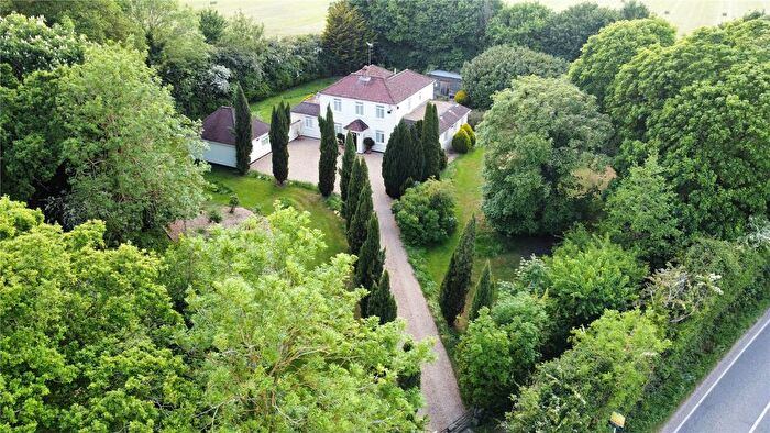 5 Bedroom Detached House For Sale In Hawthorn Hill, Warfield, Bracknell, Berkshire, RG42
