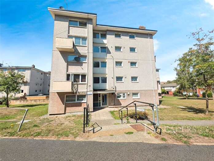 1 Bedroom Apartment For Sale In Tatwin Crescent, Southampton, Hampshire, SO19