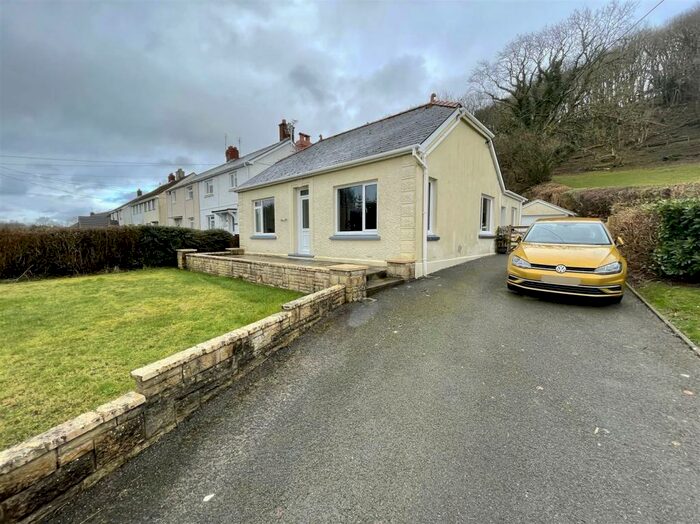 2 Bedroom Detached Bungalow For Sale In Cwmann, Lampeter, SA48