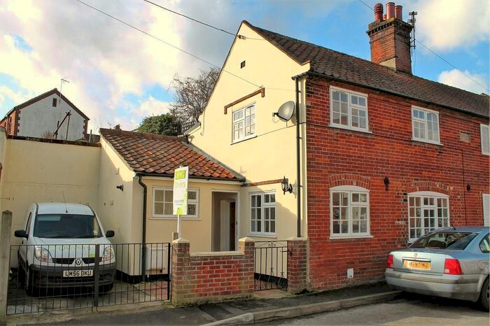 2 Bedroom Semi-Detached House To Rent In Nethergate Street, Bungay NR35