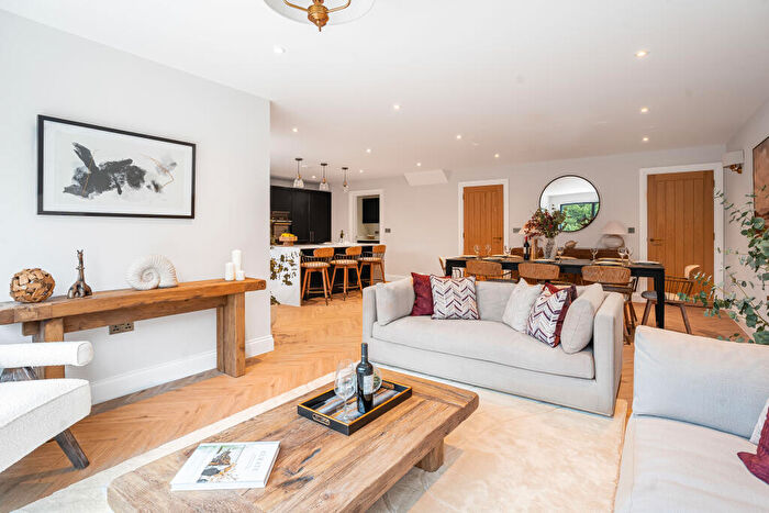 5 Bedroom Detached House For Sale In The Oaklands, Aston Lane, Bragbury End, SG2