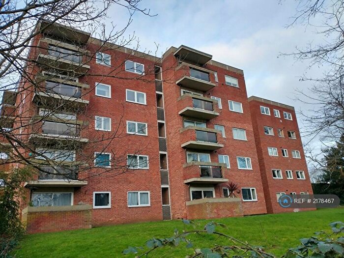 2 Bedroom Flat To Rent In Oakstead Close, Ipswich, IP4