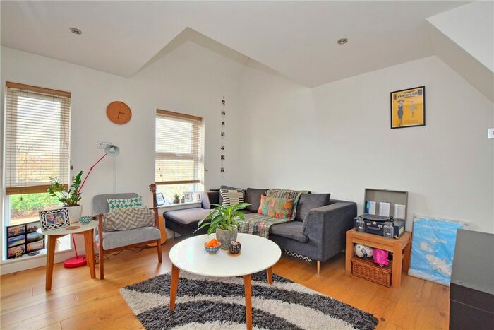 1 Bedroom Flat To Rent In Vanbrugh Park Road West, London, SE3