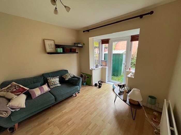 1 Bedroom Semi-Detached House To Rent In Tottehale Close, North Baddesley, Southampton, SO52