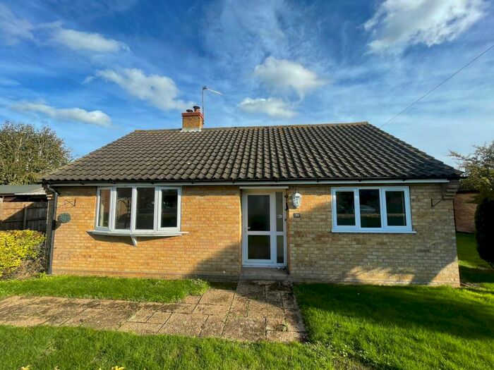 3 Bedroom Bungalow To Rent In Lime Tree Close, Mattishall, Dereham, NR20