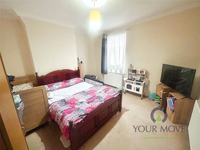 2 Bedroom End Of Terrace House To Rent In Keir Street, Barnsley, South Yorkshire, S70