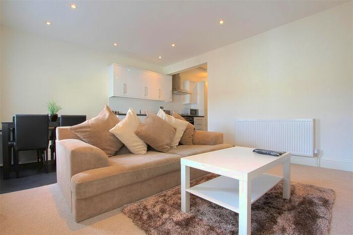 1 Bedroom Flat To Rent In Bedford Road, London, W13