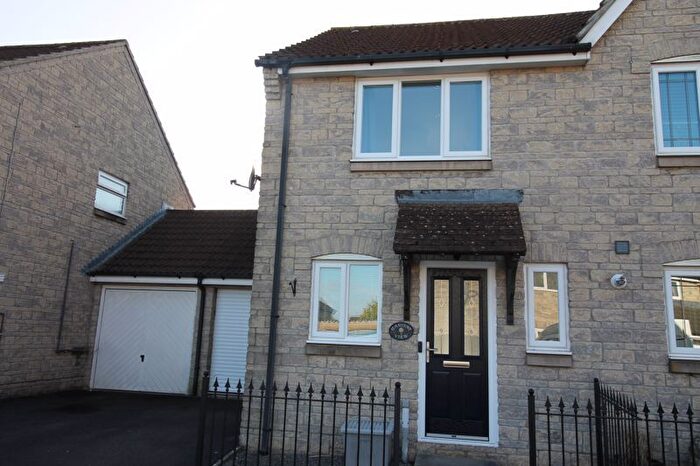 2 Bedroom Property To Rent In St. Cleers, Somerton, TA11