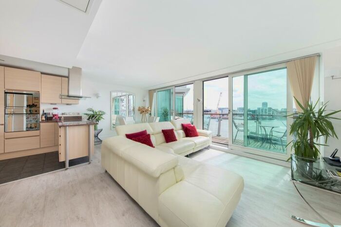 3 Bedroom Flat To Rent In Cinnabar Wharf, Wapping High Street, London, E1W