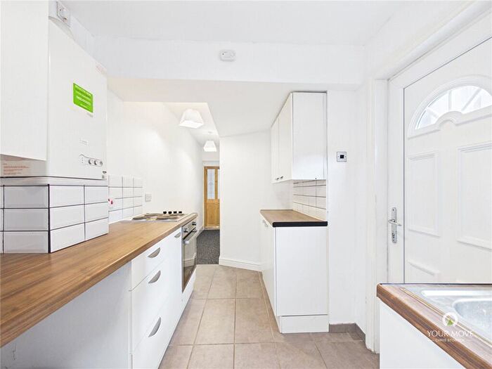 2 Bedroom Flat To Rent In Axwell Terrace, Swalwell, Newcastle Upon Tyne, NE16