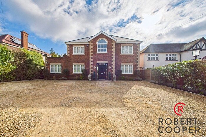 6 Bedroom Land To Rent In The Drive, Ickenham, UB10