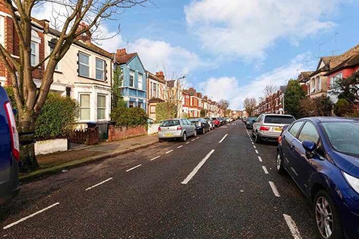 1 Bedroom Flat To Rent In Riffel Road, London, NW2
