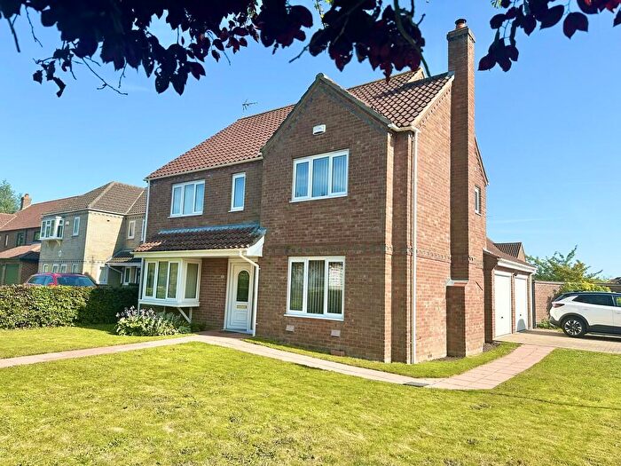 4 Bedroom Detached House For Sale In Martin De Rye Way, Caister On Sea, NR30