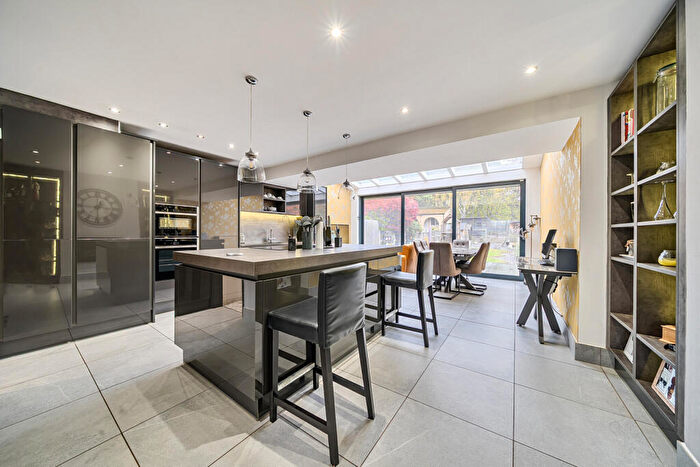 3 Bedroom Semi-Detached House For Sale In Portland Road, Bromley, BR1