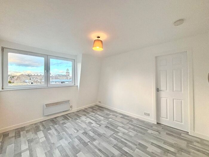 1 Bedroom Flat To Rent In Charles Street, City Centre, Aberdeen, AB25
