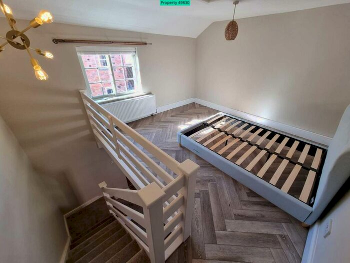 1 Bedroom Flat To Rent In South Street, Caistor, Market Rasen, LN7