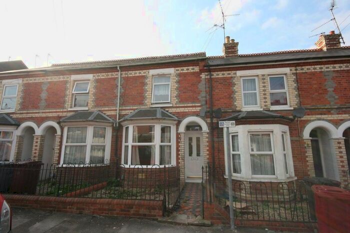 1 Bedroom Flat To Rent In - Highgrove Street, Reading, RG1