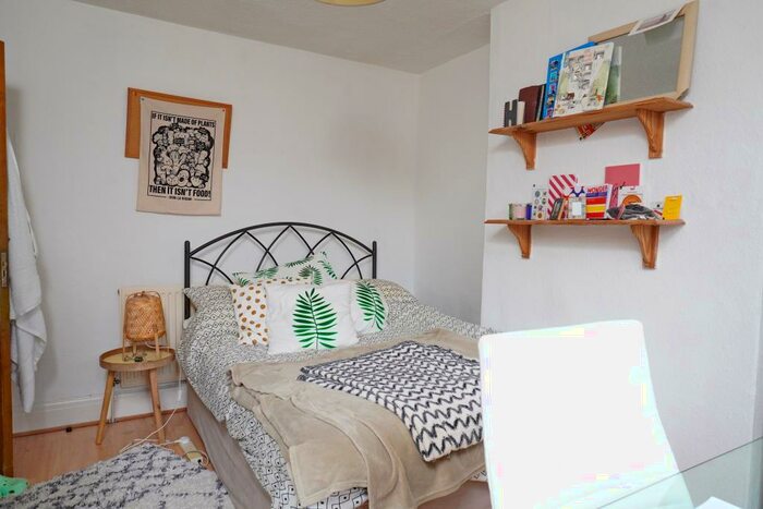 4 Bedroom Flat To Rent In Northville Road, Bristol, Bristol, BS7