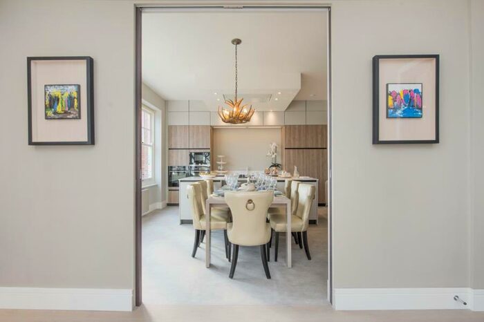 3 Bedroom Apartment To Rent In Lyndhurst Road, Hampstead, London, NW3