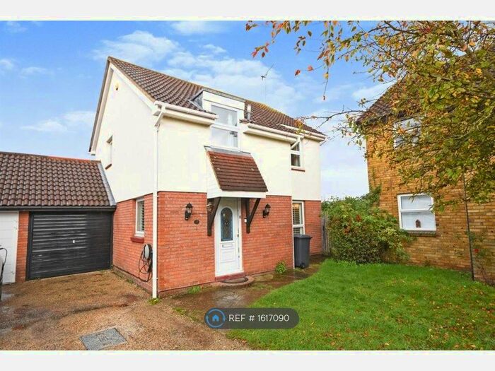 4 Bedroom Detached House To Rent In Millson Bank, Chelmsford, CM2