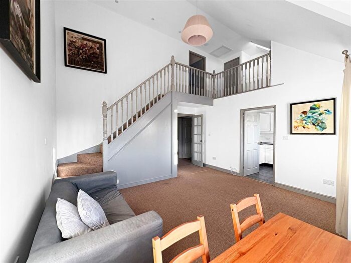 3 Bedroom Flat For Sale In Cromwell Road, Cambridge, CB1