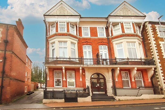 1 Bedroom Flat For Sale In High Street, Wellingborough, NN8