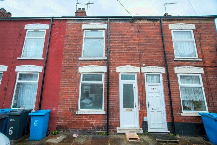 2 Bedroom Terraced House To Rent In Farringdon Street, Hull, East Riding Of Yorkshire, HU5