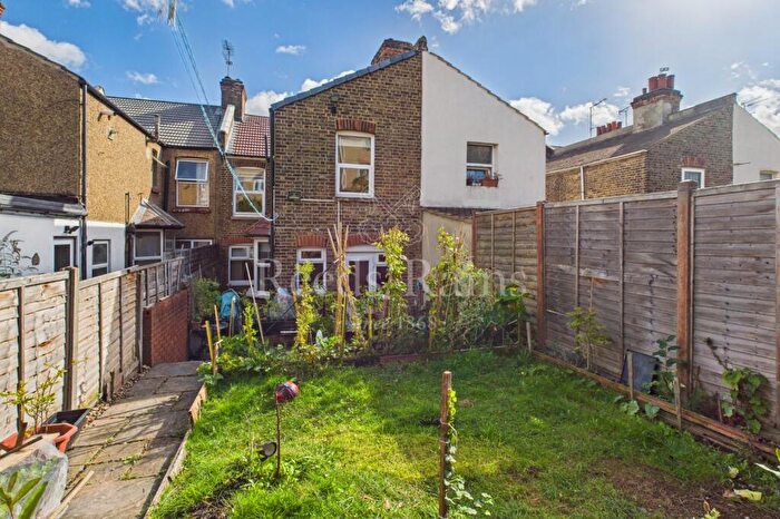 3 Bedroom Terraced House For Sale In Priory Hill, Dartford, Kent, DA1