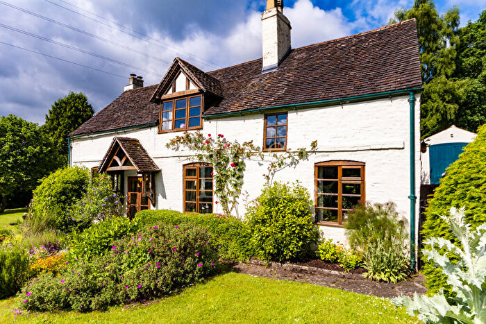 4 Bedroom Detached House For Sale In Titton Lane, Titton, Stourport On Severn, DY13