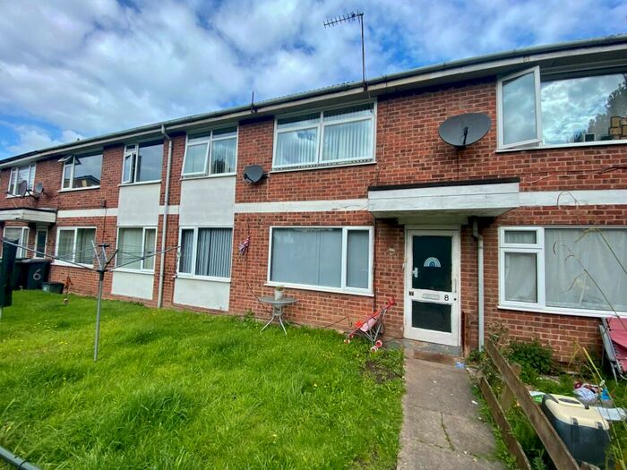 2 Bedroom Flat To Rent In Upton Mews, Carlton, NG3