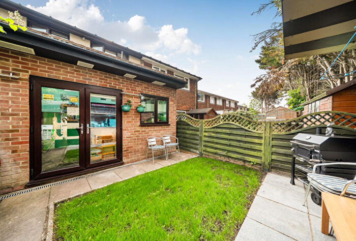 3 Bedroom Terraced House For Sale In Freeman Road, Morden, SM4