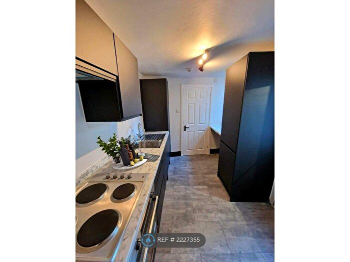 1 Bedroom Flat To Rent In Gravesend, Kent, DA12