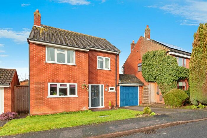4 Bedroom Detached House For Sale In The Dell, Ullesthorpe, Lutterworth, LE17