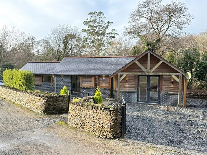 2 Bedroom Bungalow For Sale In The Drive, Polgooth, PL26