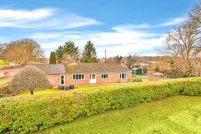 3 Bedroom Detached Bungalow For Sale In Stamford Road, Laxton, NN17